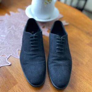 H&M Men's Classic Black Oxfords